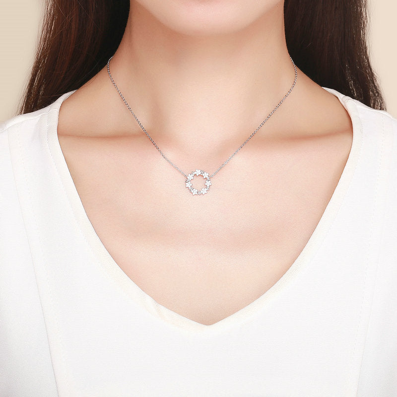 Flower Pattern Necklace in 925 Sterling Silver Platinum Plated - Aspect Jewellery