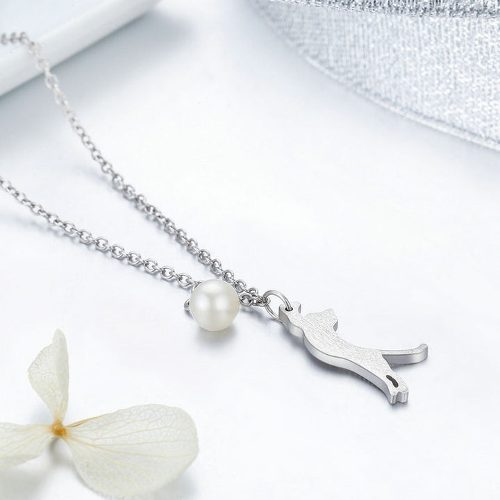 Playful Cat Pearl Necklace in 925 Sterling Silver - Aspect Jewellery