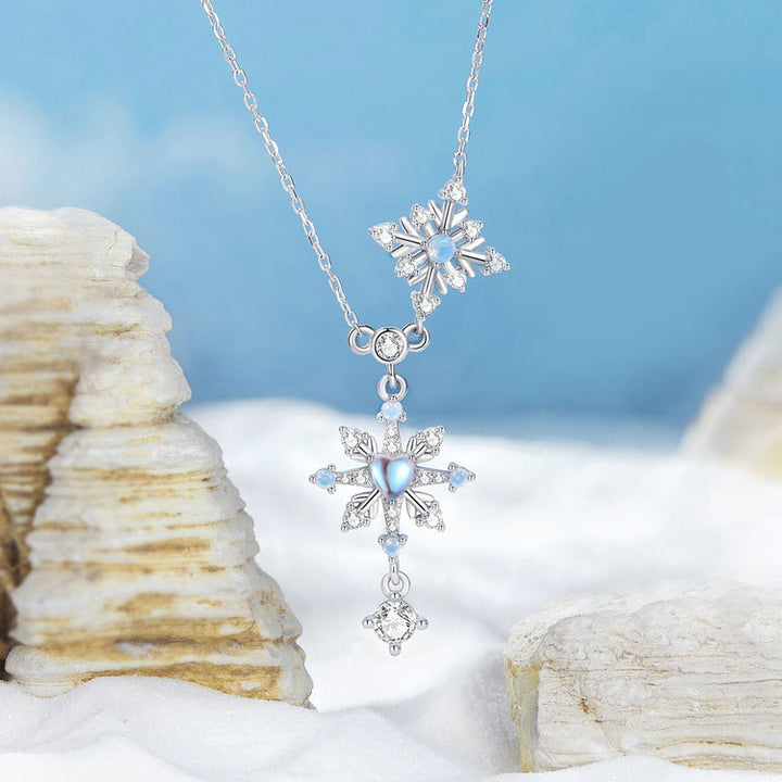 Sparkling Snowflake Christmas Winter Necklace in 925 Sterling Silver Platinum Plated - Aspect Jewellery