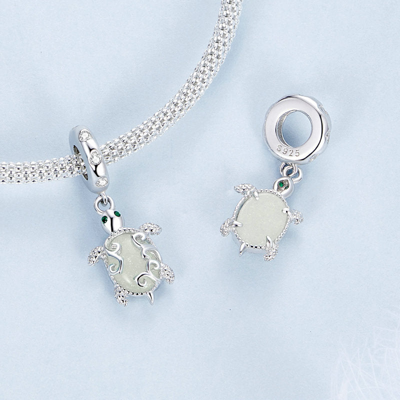 Glow-in-the-Dark Luminous Sea Turtle Charm Pendant in 925 Sterling Silver - Aspect Jewellery